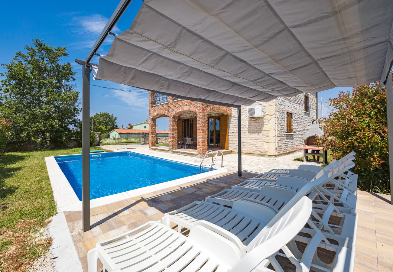 Вилла на Cabrunici - Villa Aldore in Central Istria for 6 persons with private pool