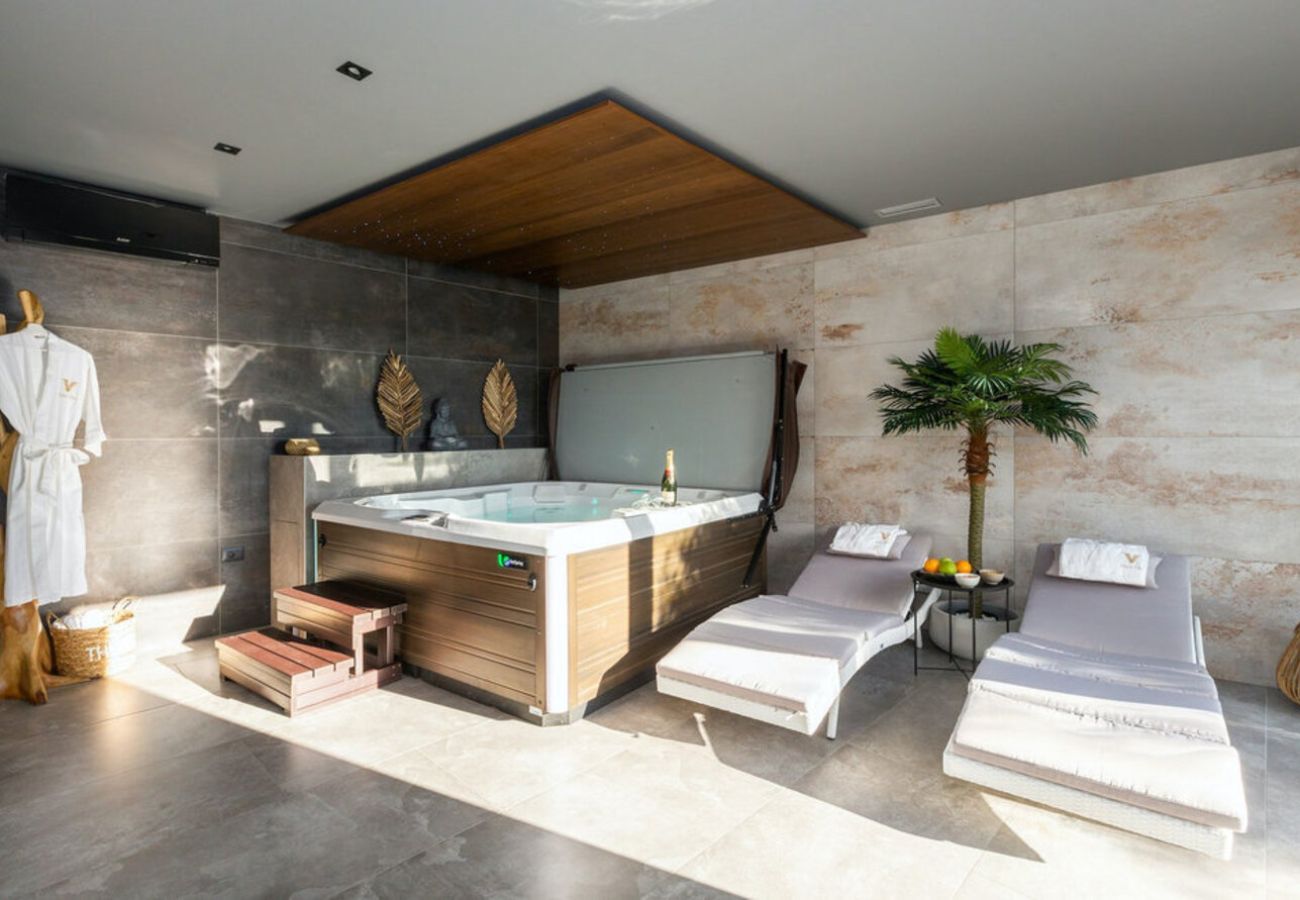 Вилла на Medulin - Villa Vie in Medulin for 10 people with heated pool, wellness and home cinema