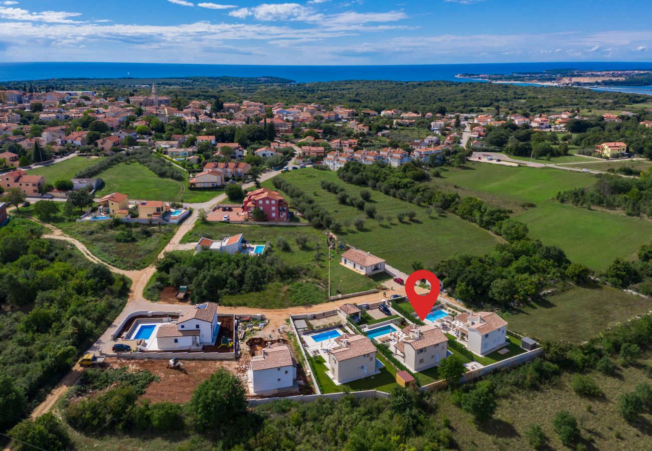 Вилла на Tar - Villa No18 near Poreč for 6 people with heated pool