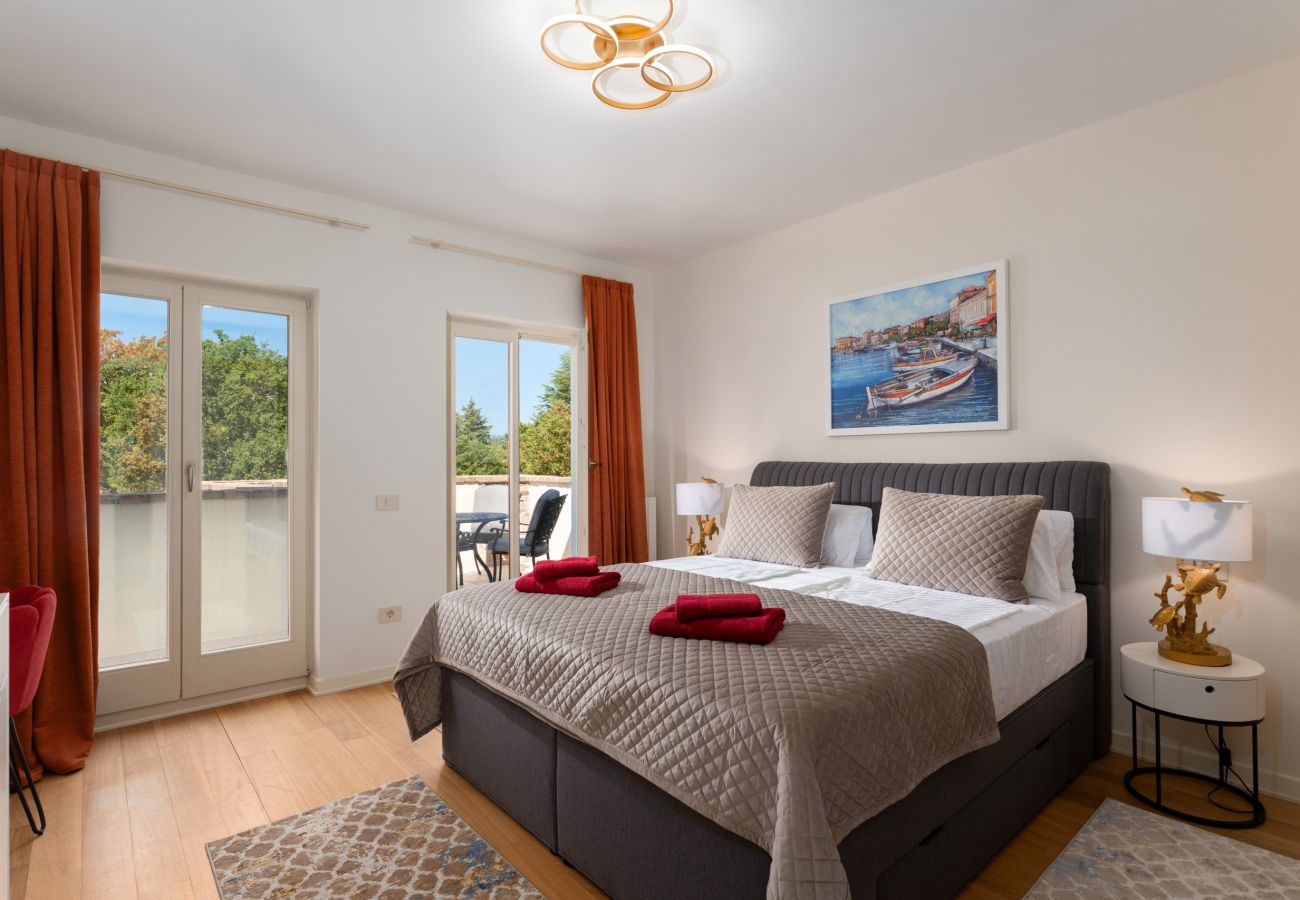 Вилла на Porec - Luxury Villa Lionea in Poreč for 10 people with sea view & private pool 