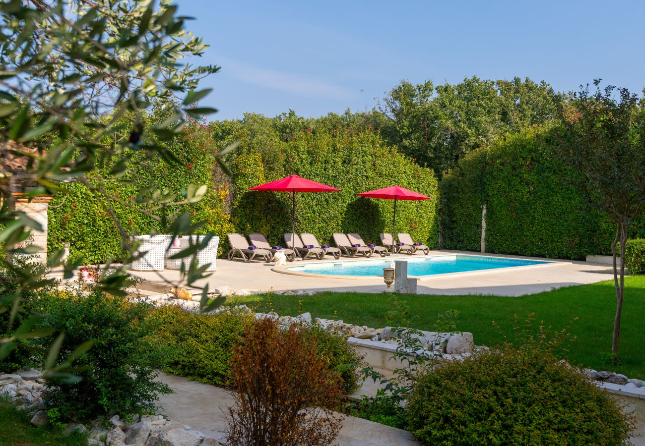 Вилла на Porec - Villa Duga in Poreč for 12 people with sea view & only 1,2 km from beach