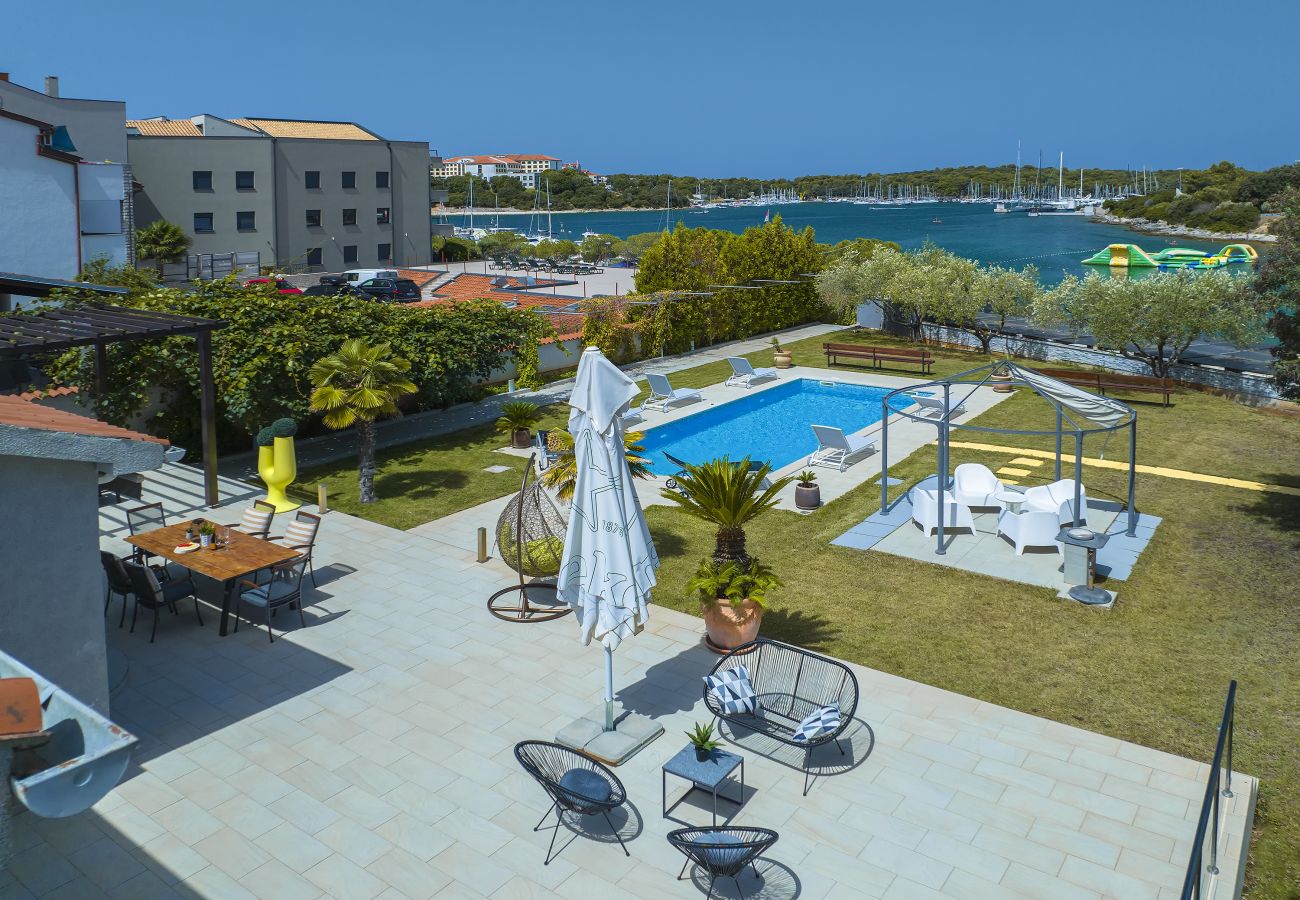 Вилла на Pula - Villa Contessa Del Mar in Pula for 7 people only 200 meters from the beach & pet friendly