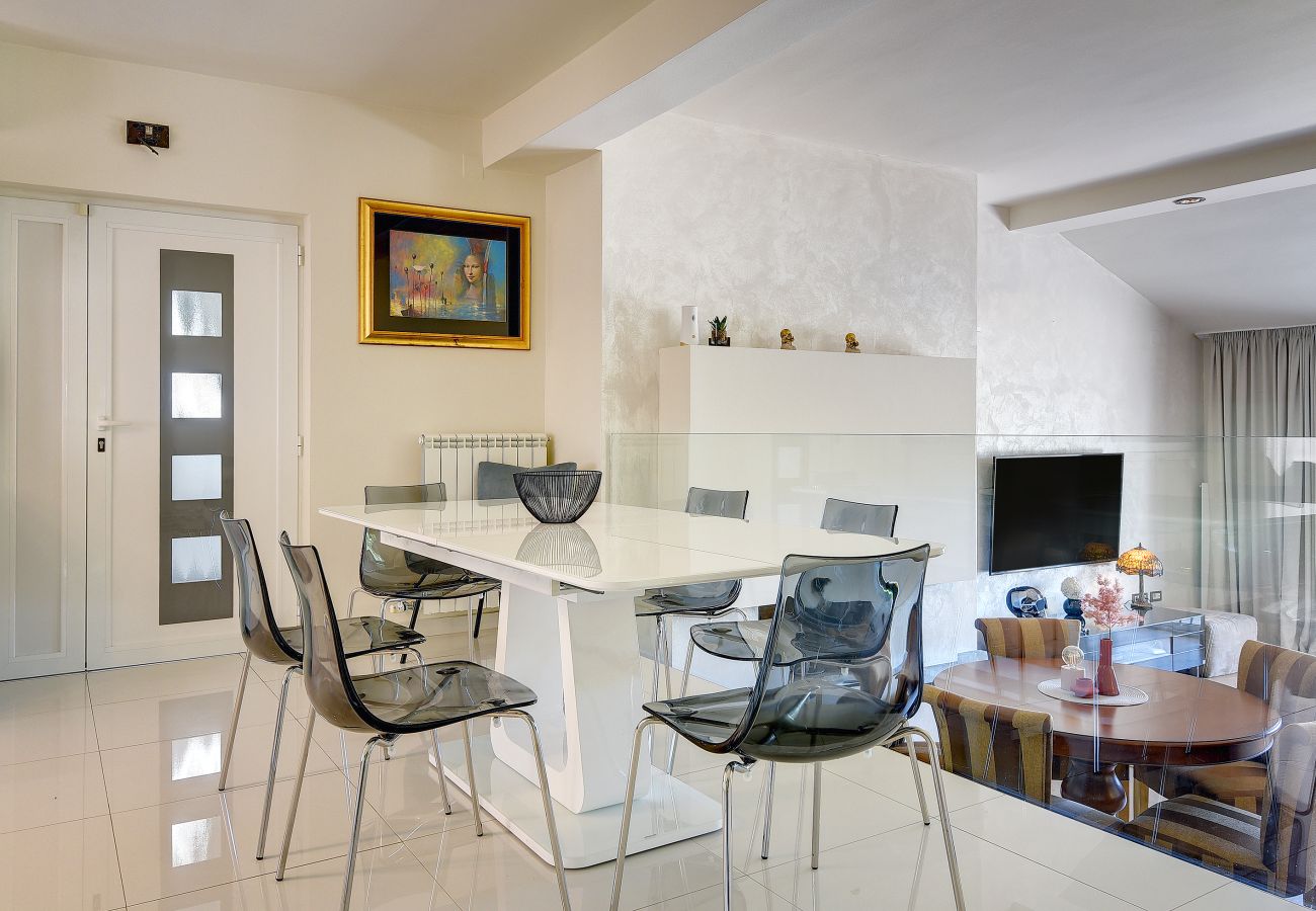 Вилла на Pula - Villa Contessa Del Mar in Pula for 7 people only 200 meters from the beach & pet friendly