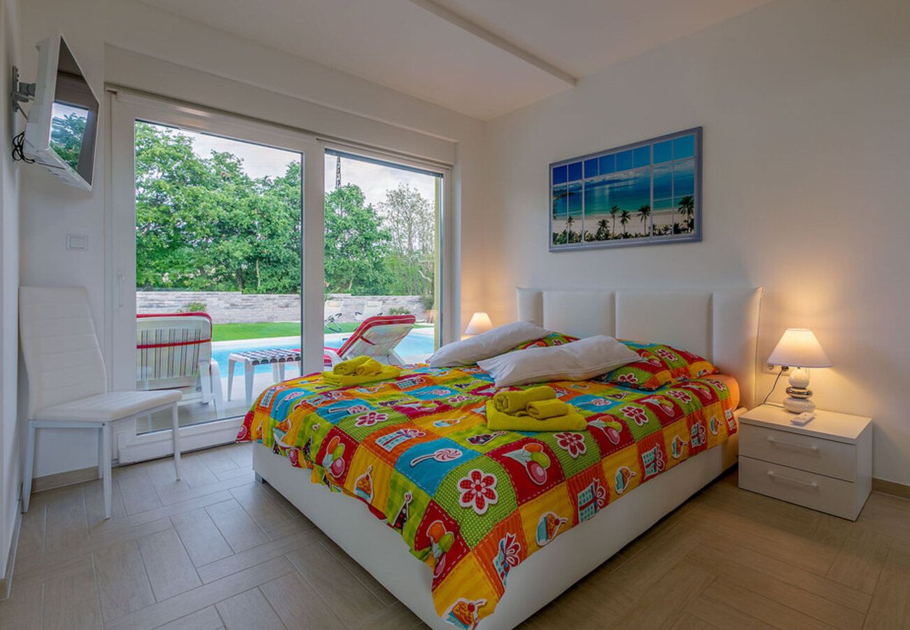 Вилла на Svetvincenat - Villa Vita in Central Istria - Ground Floor Villa for 6 People with Heated Pool 