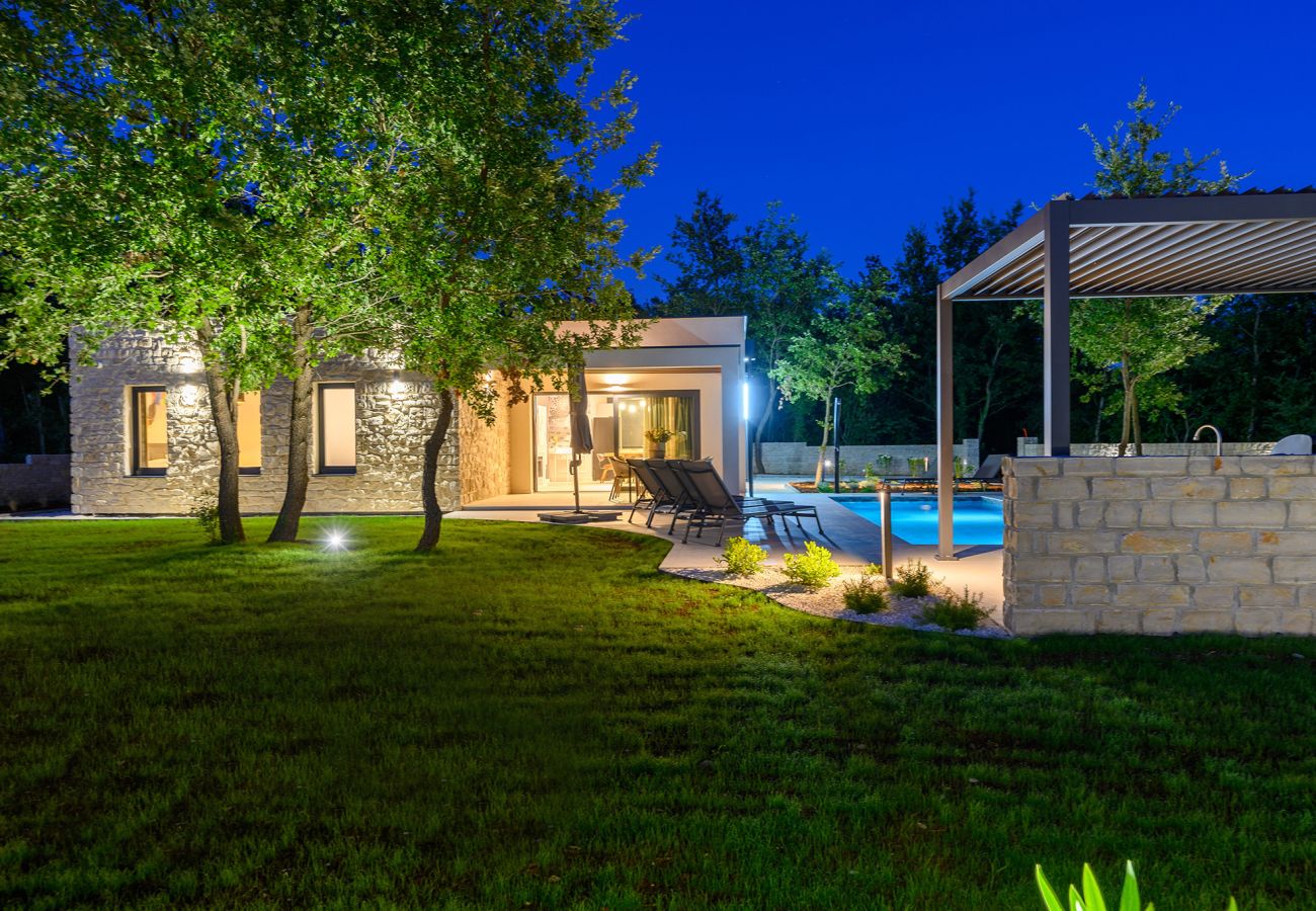 Вилла на Butkovici - Villa Green Frame East - new build villa in Central Istria with private pool