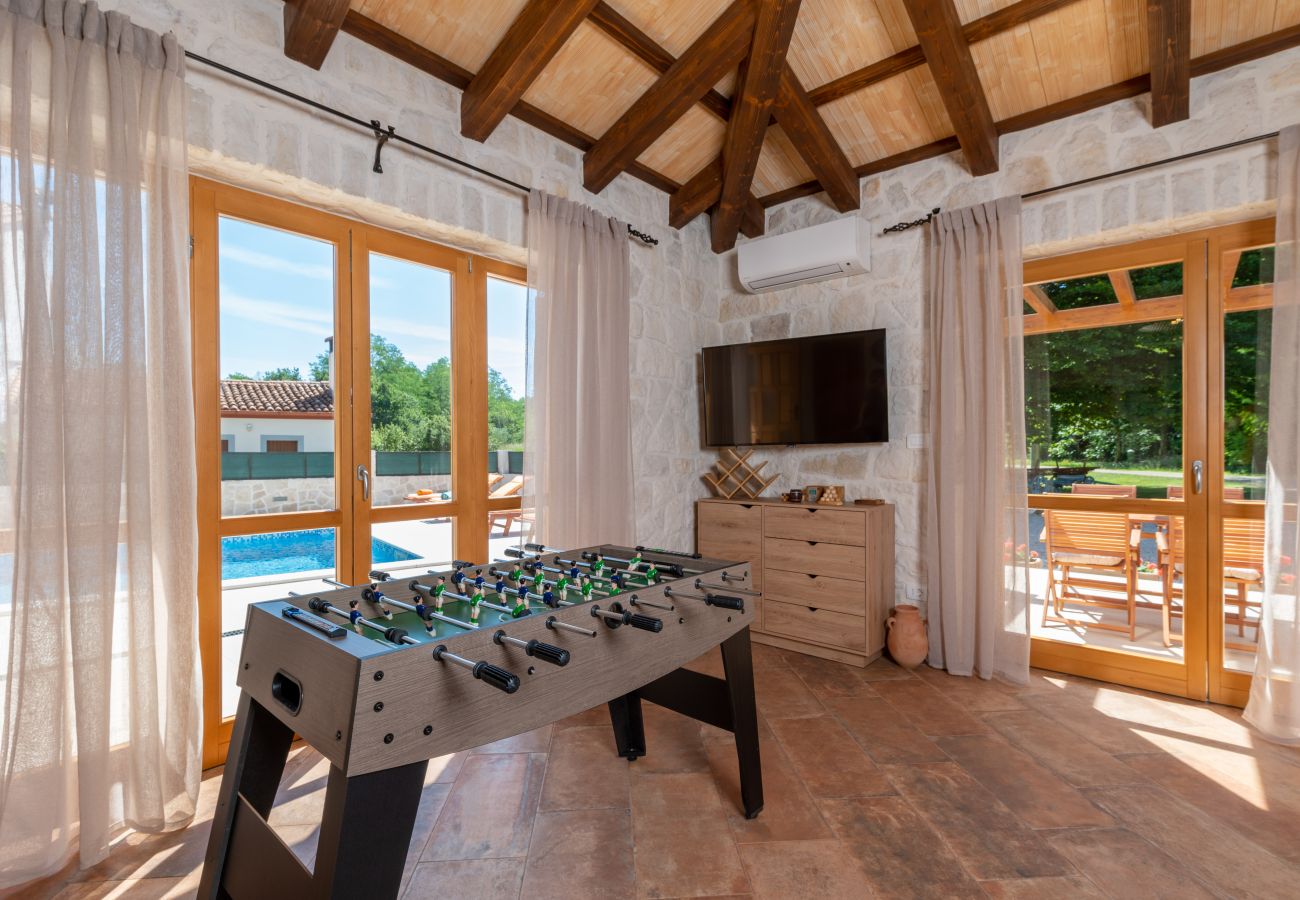 Вилла на Šumber - Villa Histra for 7 people in Central Istria - stone house with private pool & playground