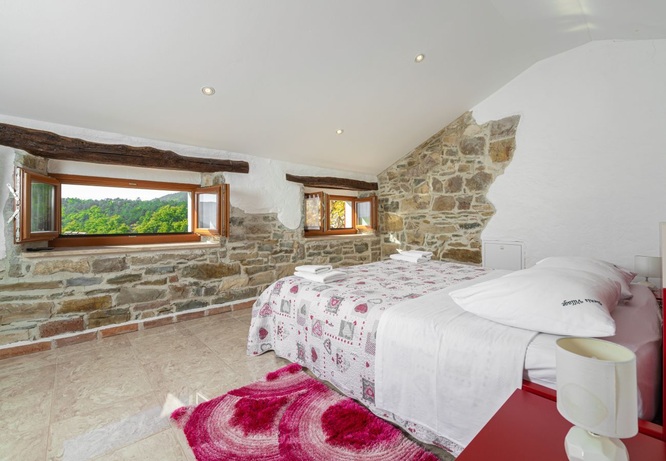 Вилла на Buzet - Villa Denis Village in Central Istria for 28 people pet friendly complex of 4 stone houses