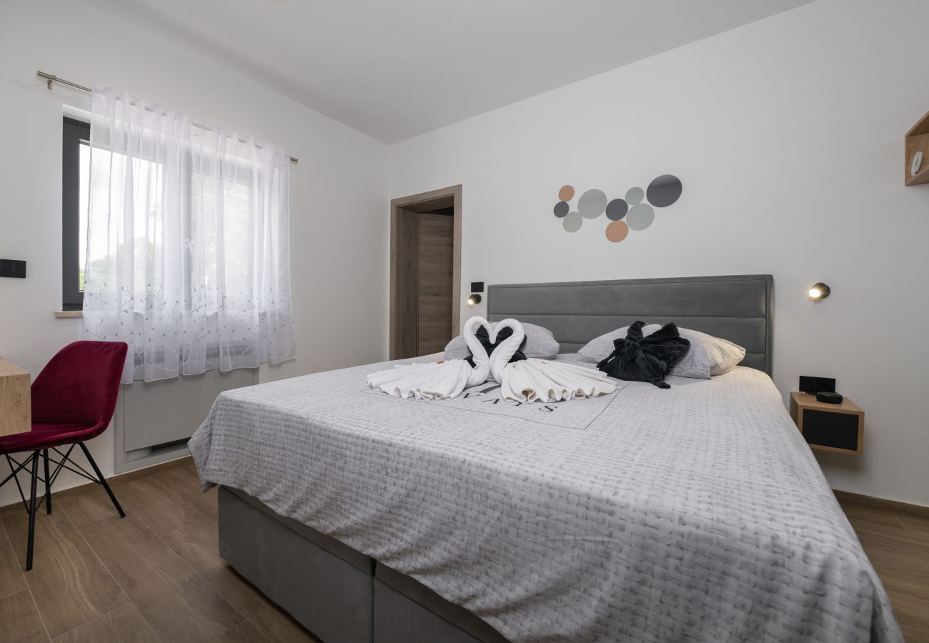 Вилла на Sveta Nedelja - Villa Alison Deluxe Junior for 4 + 2 near Labin - Rabac with children playground, wellness & pet friendly