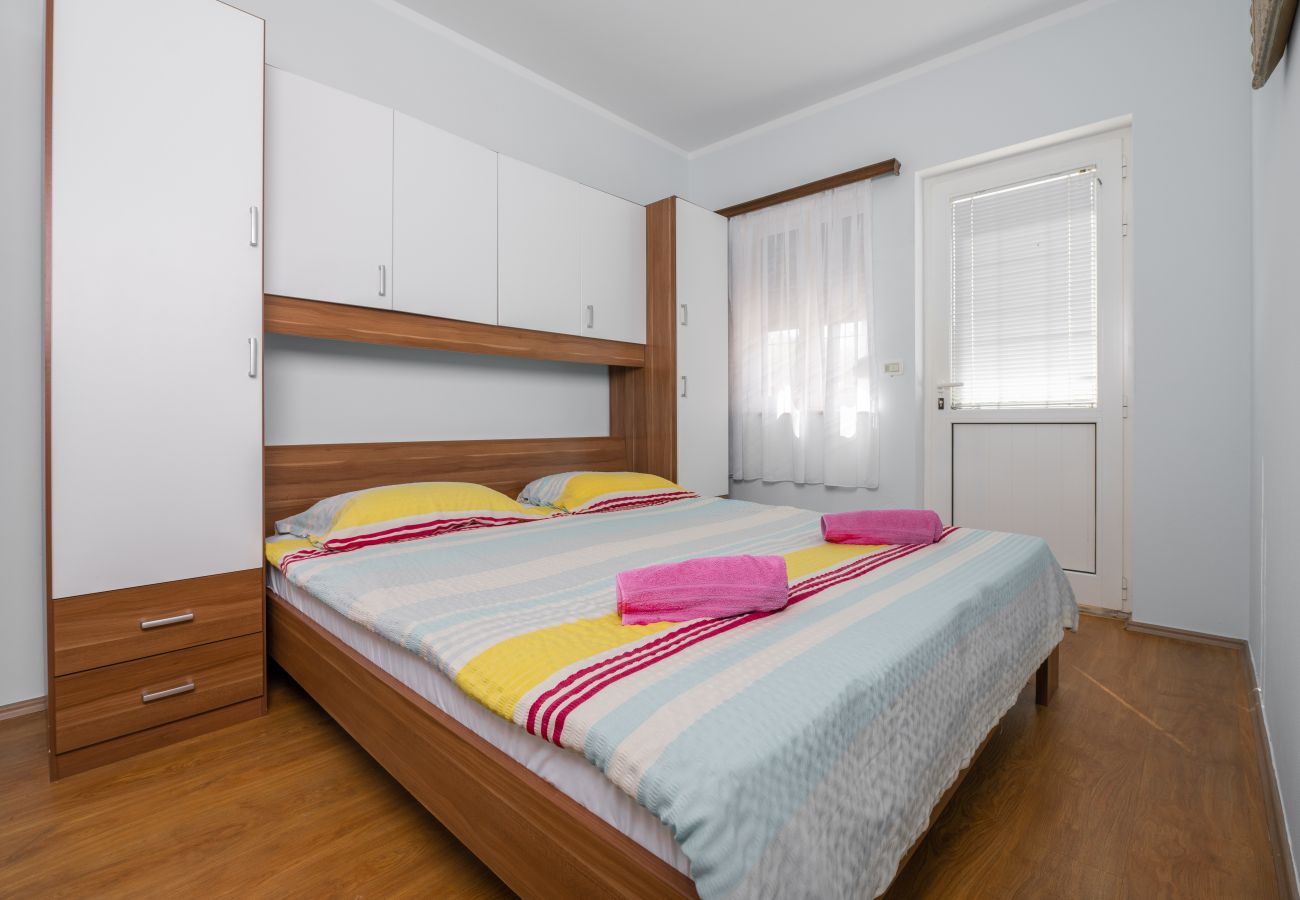 Вилла на Sveta Nedelja - Villa St. Nikola for 8 + 2 near Labin - Rabac with jacuzzi & pet friendly