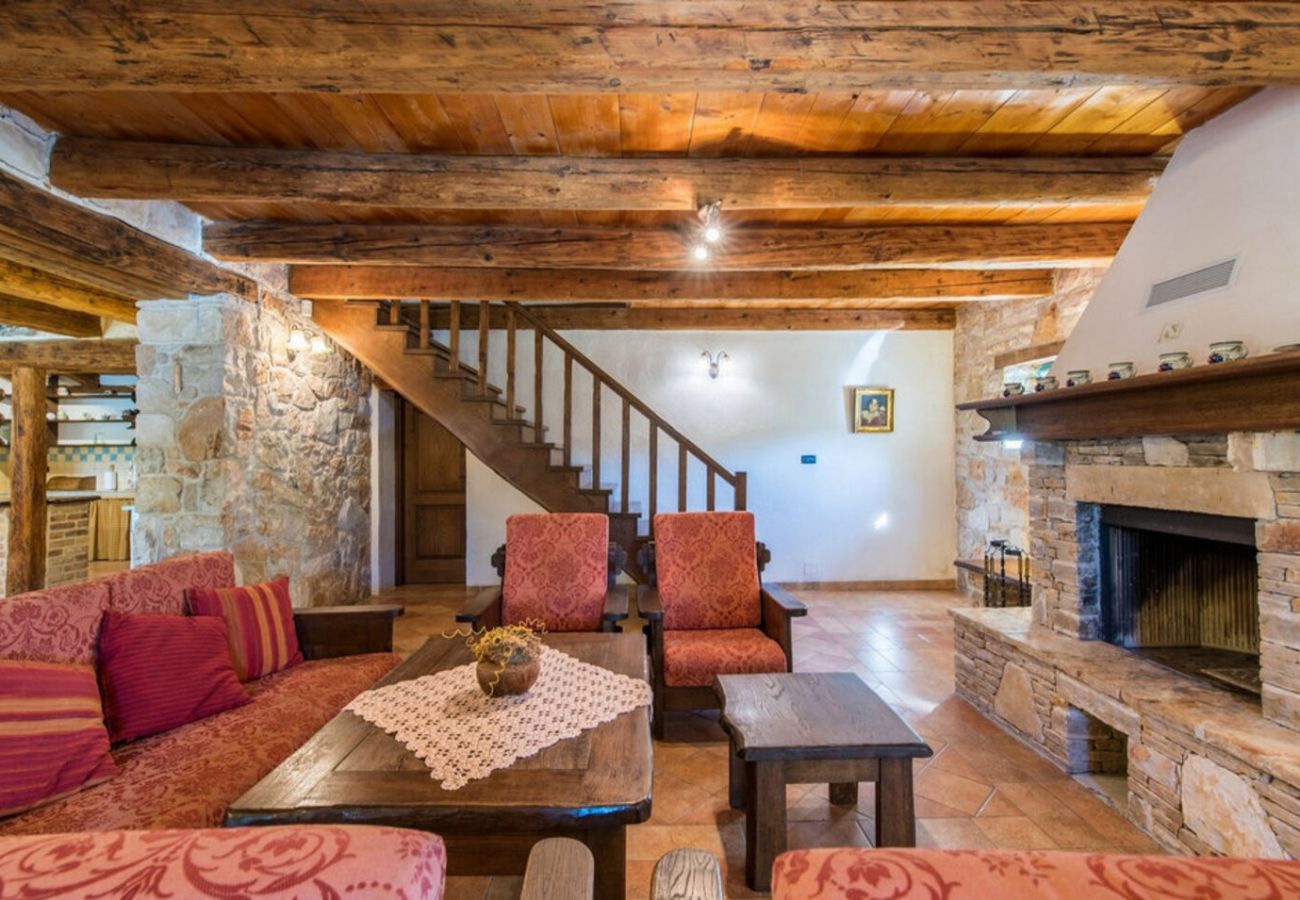 Вилла на Vižinada - Villa Giselle in Central Istria for 8 people with large garden & private pool - pet friendly