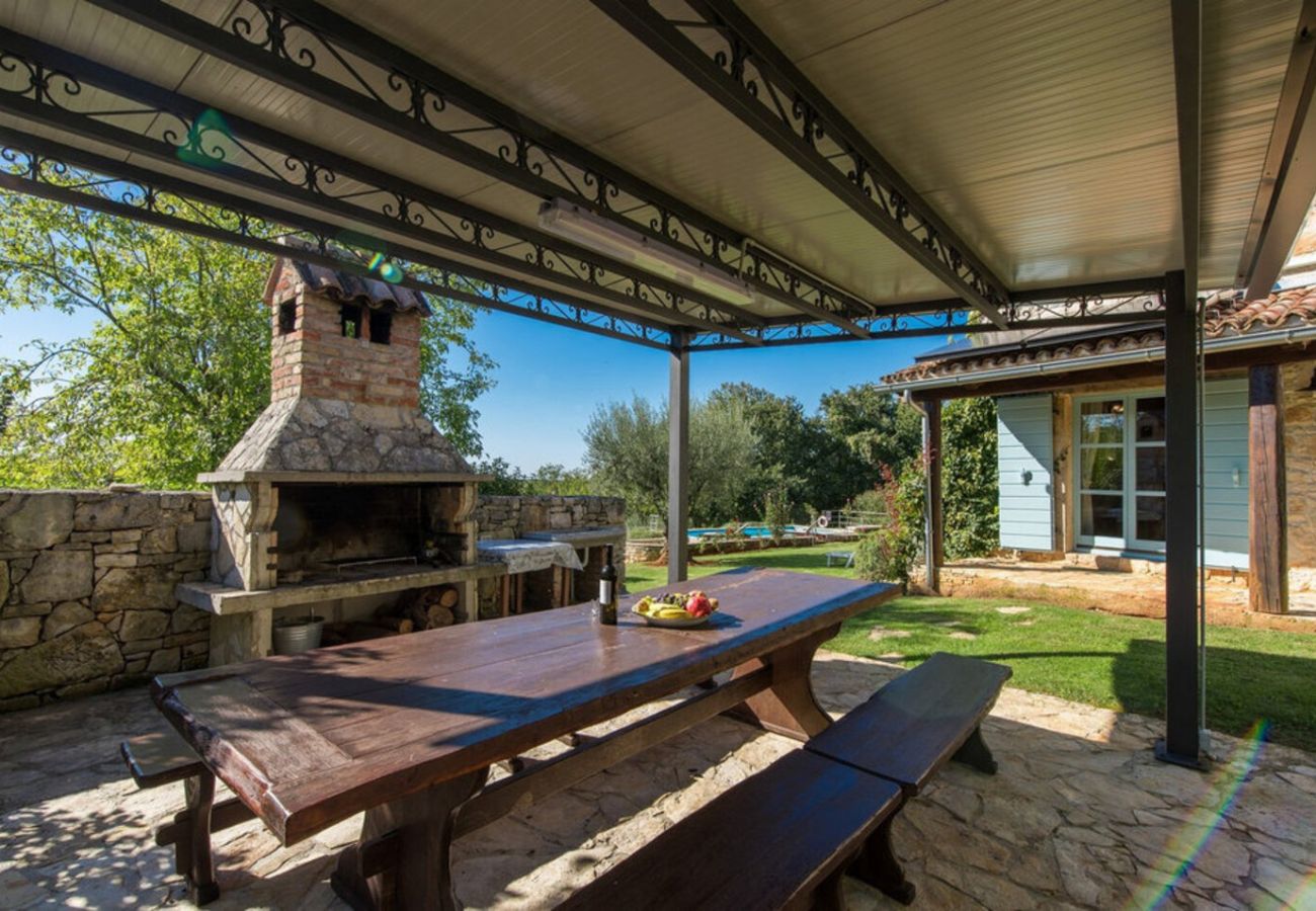 Вилла на Vižinada - Villa Giselle in Central Istria for 8 people with large garden & private pool - pet friendly