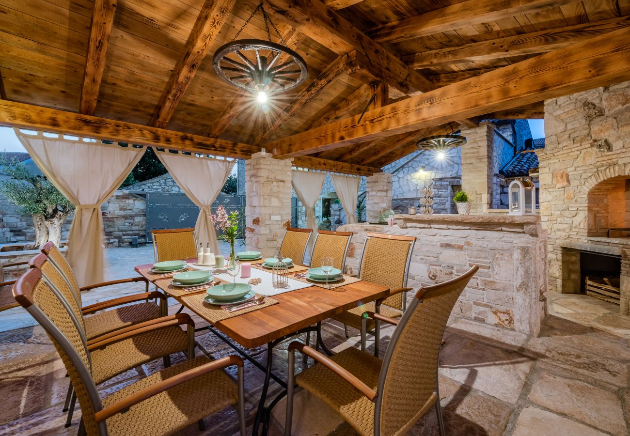 Вилла на Marcana - Villa Cassa di Roccia for 8 people in Central Istria - pet friendly with heated pool