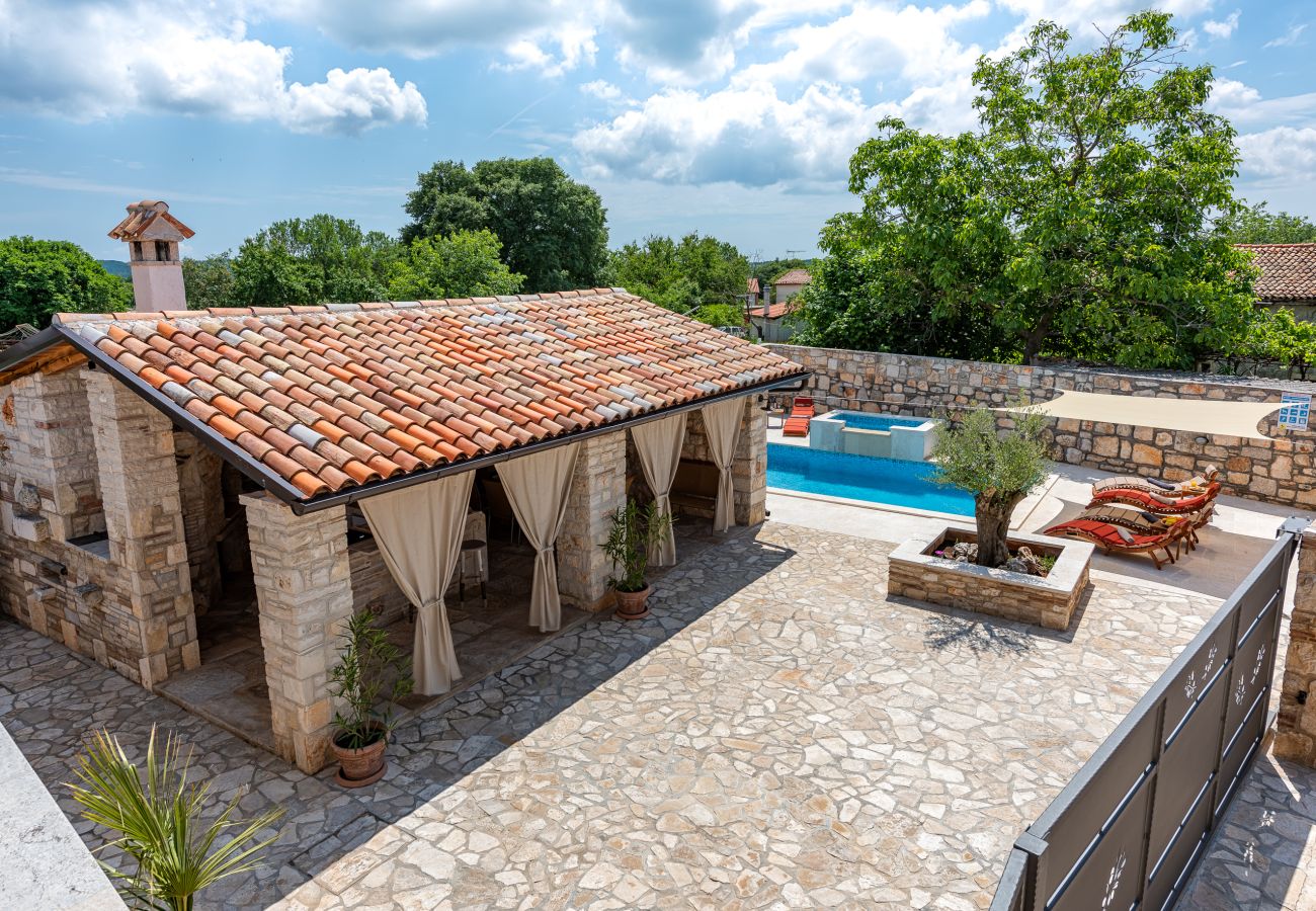 Вилла на Marcana - Villa Cassa di Roccia for 8 people in Central Istria - pet friendly with heated pool