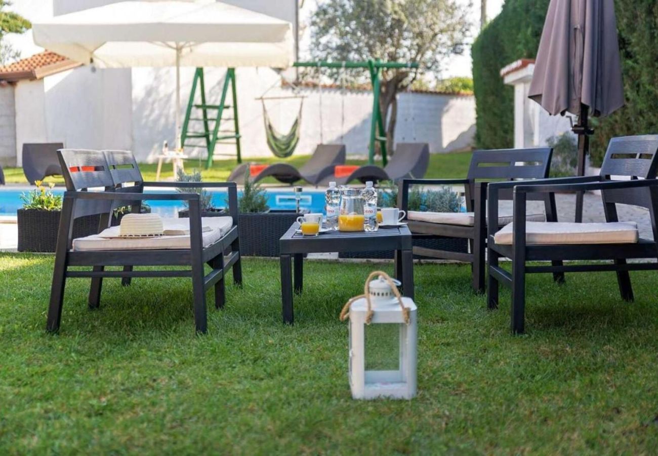 Вилла на Porec - Villa Mia & Iva for 6 people near Poreč with private pool and pet friendly