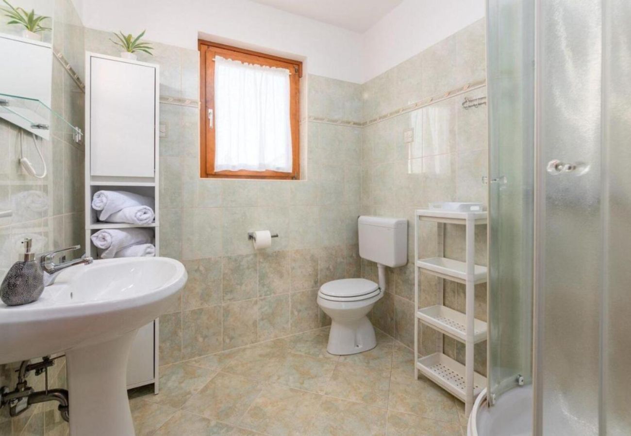 Вилла на Porec - Villa Mia & Iva for 6 people near Poreč with private pool and pet friendly